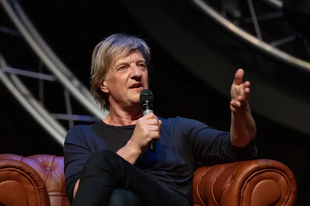 Bekijk en beluister hier de Podcast van Wim Kieft KieftJansenEgmondGijp via WimKieft.nl